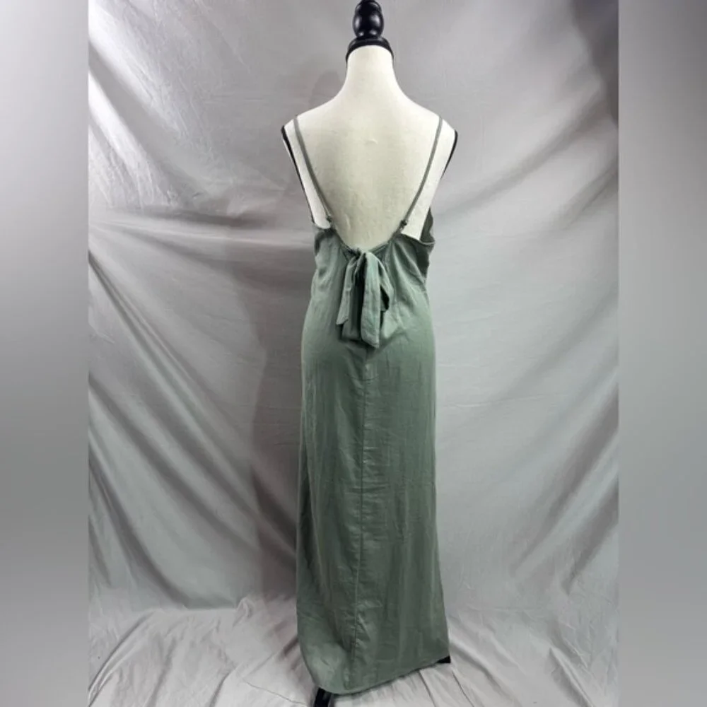 LAST ONE 🔥 Minimalist Sage Green Viscose Linen Blend Maxi Dress - Picture 8 of 8